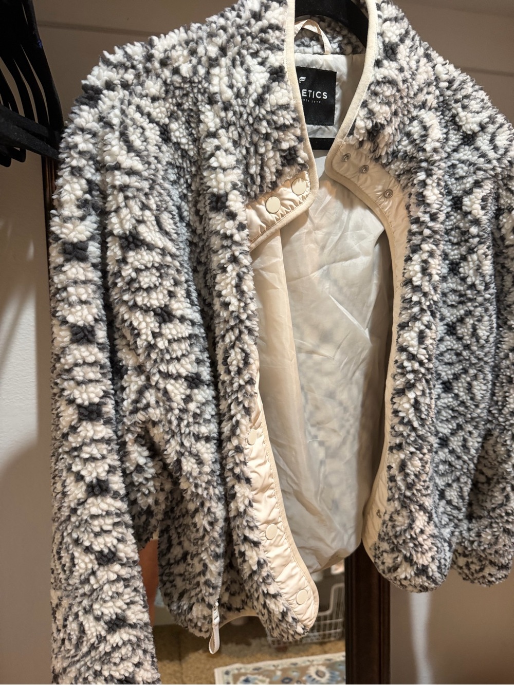 Fabletics - Cream & Navy Sherpa Jacket